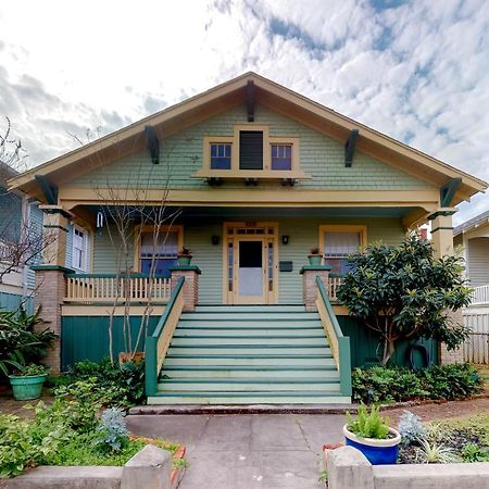 Greener Grasses Galveston Bagian luar foto